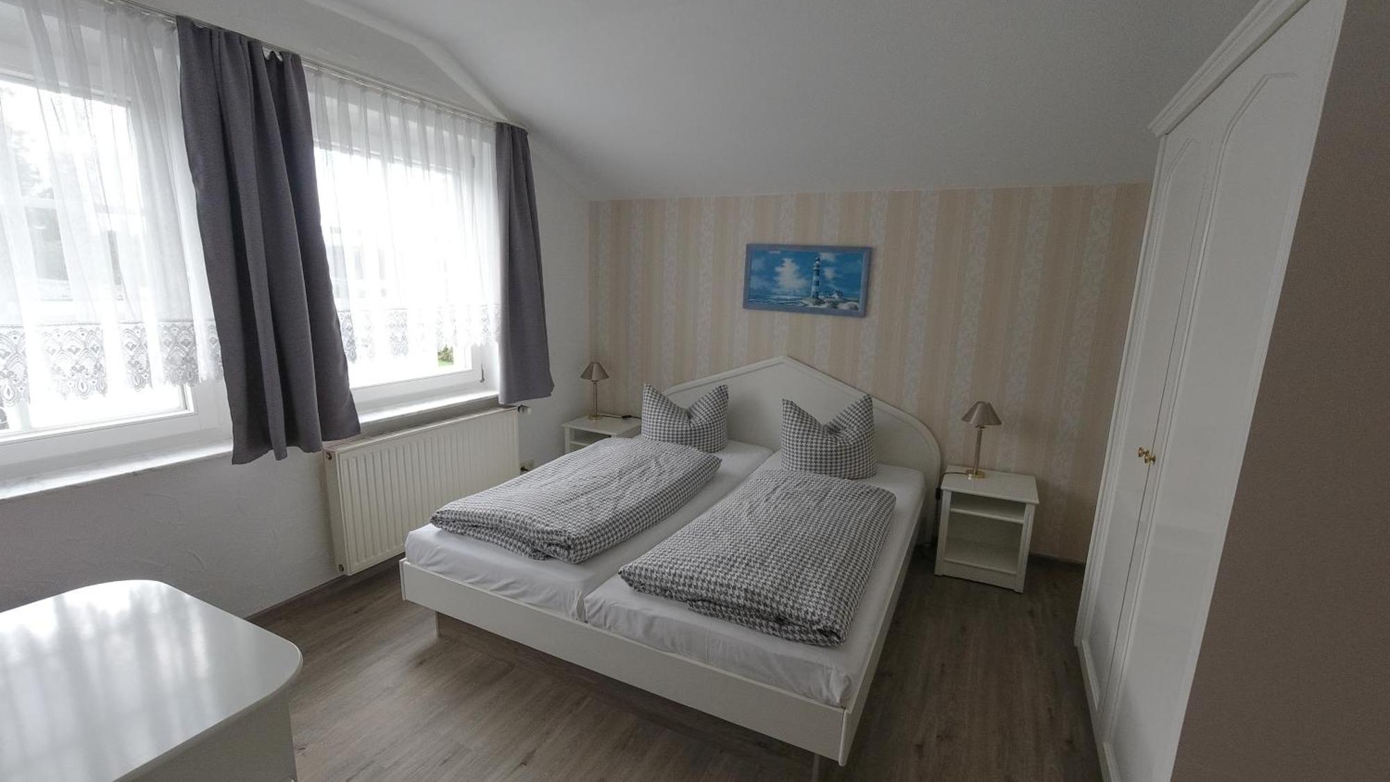 Kastanienhof Hotel Garni Zinnowitz Ruang foto