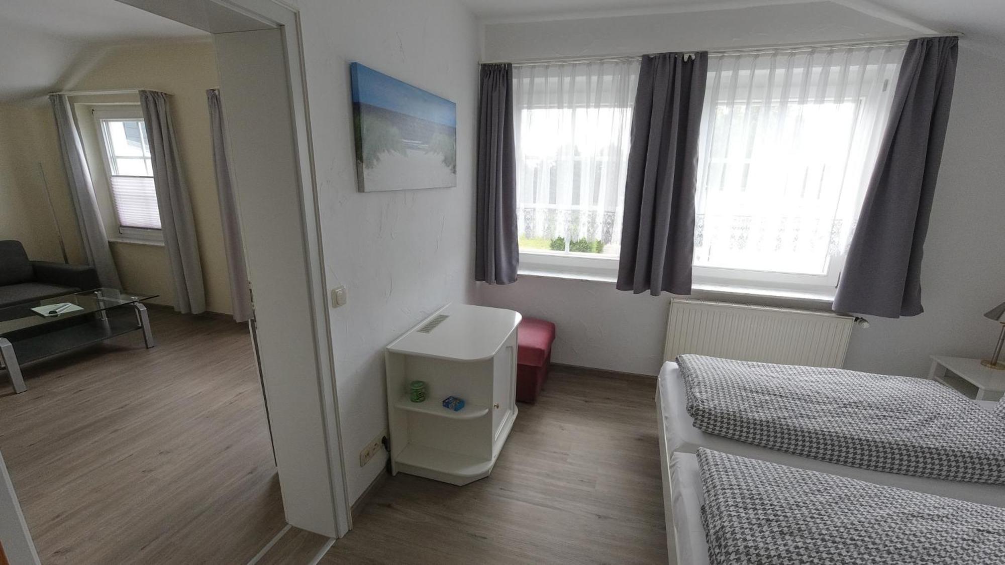 Kastanienhof Hotel Garni Zinnowitz Ruang foto