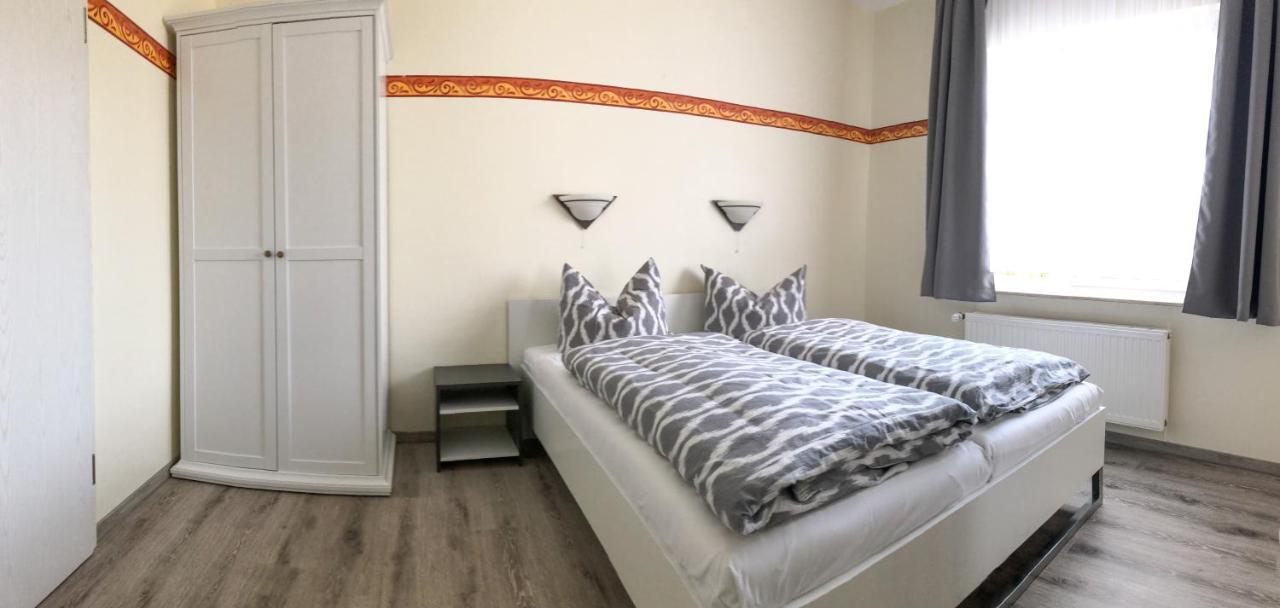 Kastanienhof Hotel Garni Zinnowitz Ruang foto
